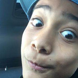 Meet your Posher, Max